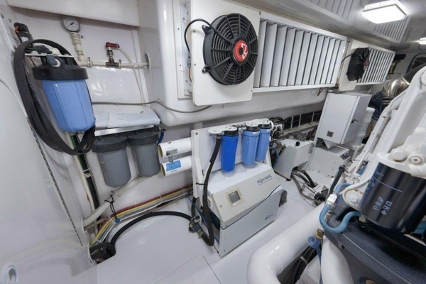 Viking 70 Convertible Yacht For Sale