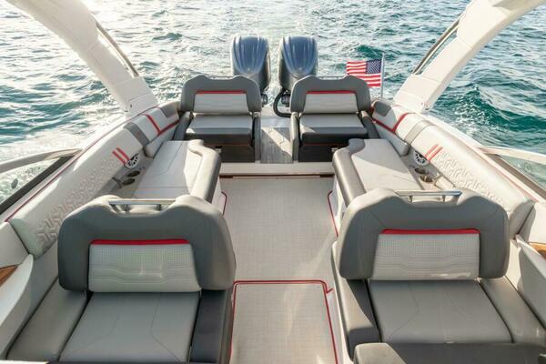 29ft Regal Yacht For Sale
