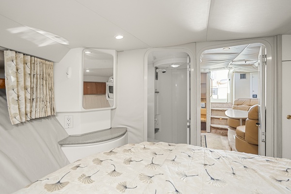 Making Waves 41ft Formula Yacht For Sale