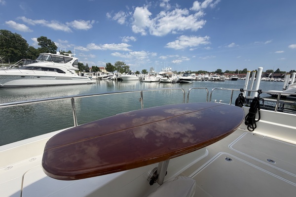 EAGLES NEST 48ft Sabre Yacht For Sale