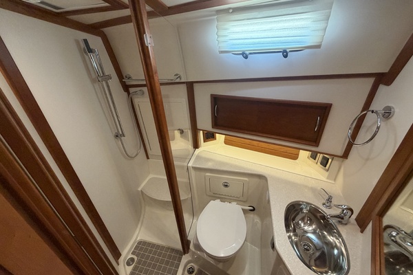 EAGLES NEST 48ft Sabre Yacht For Sale
