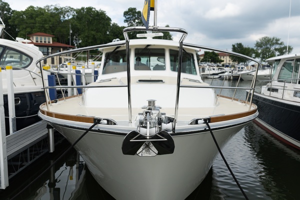 EAGLES NEST 48ft Sabre Yacht For Sale
