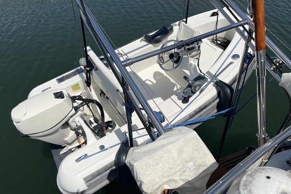 Crustacean 42ft Grand Banks Yacht For Sale