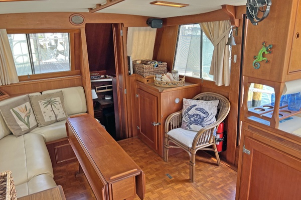Crustacean 42ft Grand Banks Yacht For Sale