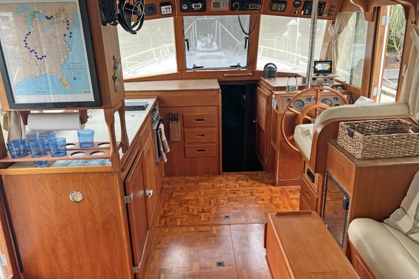 Crustacean 42ft Grand Banks Yacht For Sale