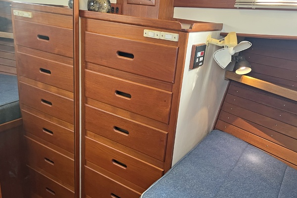 Crustacean 42ft Grand Banks Yacht For Sale
