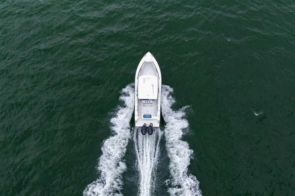 28ft Reef Runner Yacht For Sale