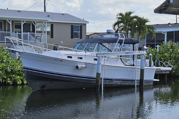30ft Mainship Yacht For Sale