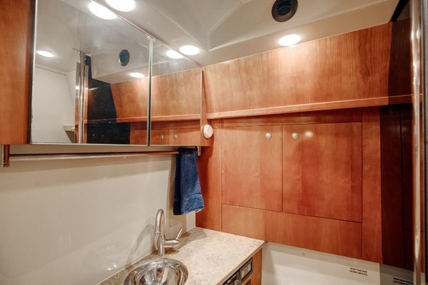 Rampage 41 Express Yacht For Sale