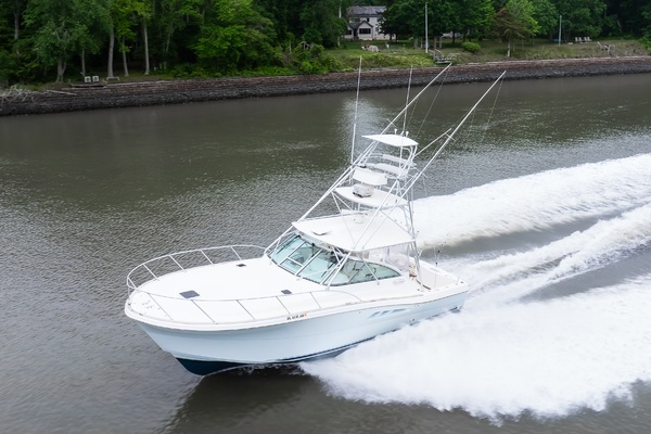 Rampage 41 Express Yacht For Sale