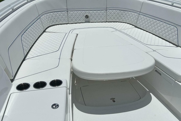 Intrepid 375 Nomad Yacht For Sale