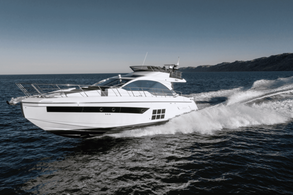 Photo of the 2023 Azimut S6