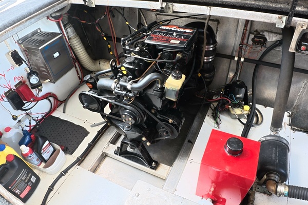 THE SUGAR SHACK 55ft Lakeview Yacht For Sale