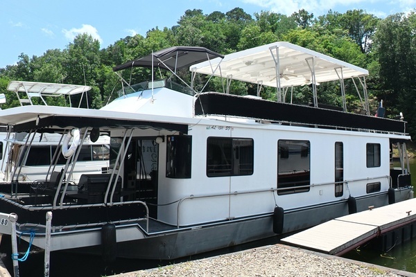 Photo of the 1996 Lakeview 14x56 houseboat "THE SUGAR SHACK"