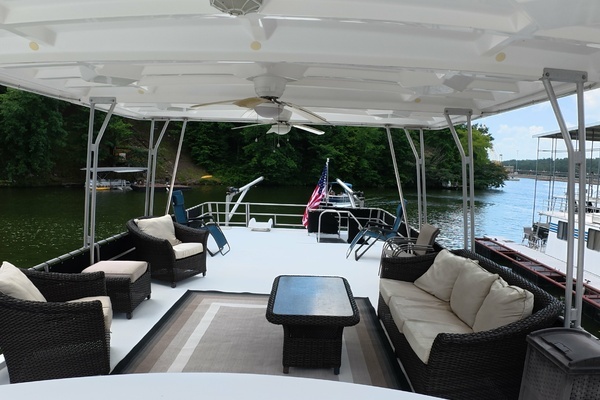 Photo of the 1996 Lakeview 14x56 houseboat "THE SUGAR SHACK"