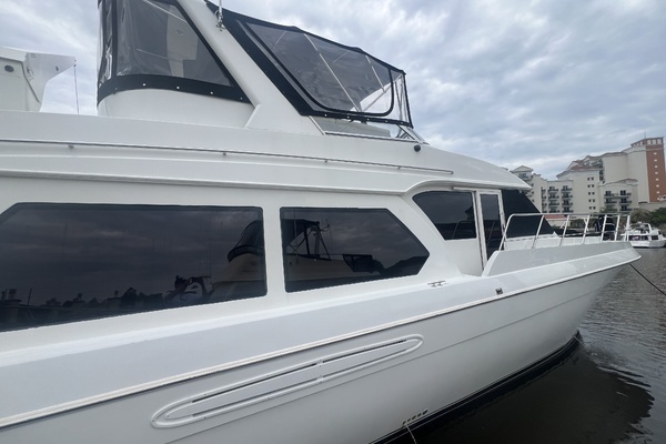 Navigator 5400 Yacht For Sale