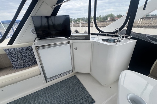 NO VACANCY 54ft Navigator Yacht For Sale