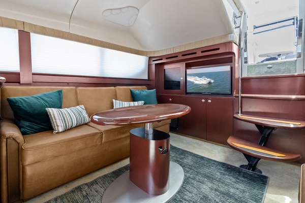 Salon and TV