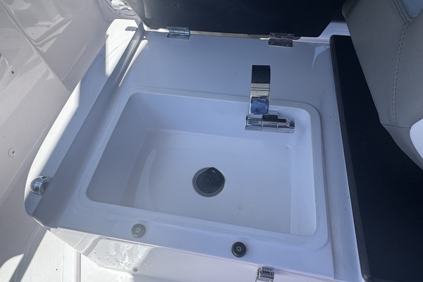 25ft Axopar Yacht For Sale