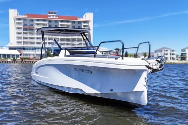 25ft Axopar Yacht For Sale