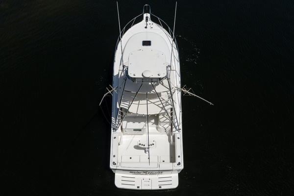2004 Pursuit 38