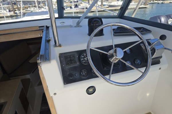 30ft Hunter Yacht For Sale