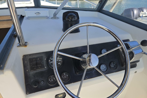 30ft Hunter Yacht For Sale