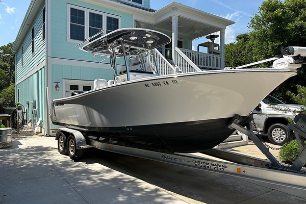 24ft Sportsman Yacht For Sale