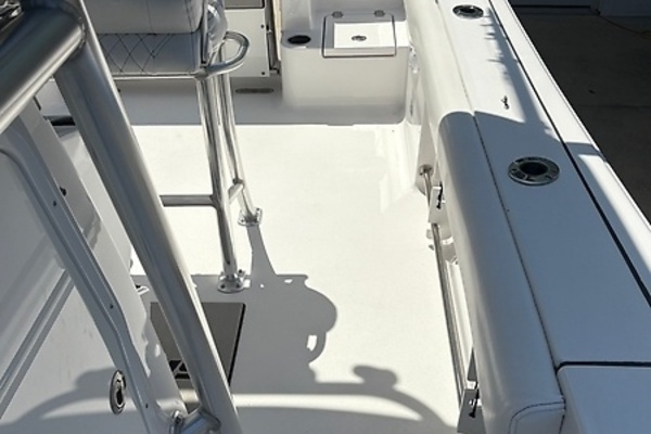 24ft Sportsman Yacht For Sale