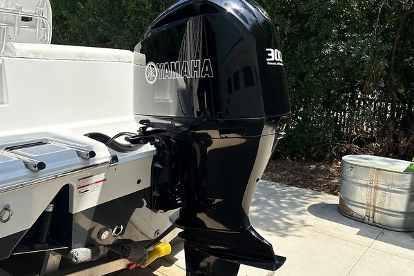 24ft Sportsman Yacht For Sale