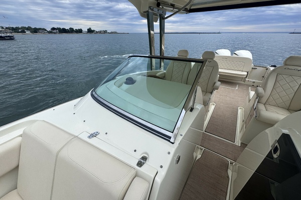 30ft Chris Craft Yacht For Sale