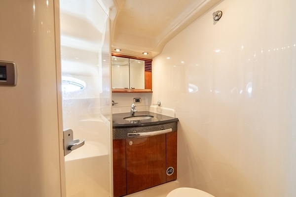 Sea Ray 500 Sundancer Yacht For Sale