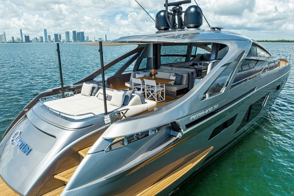QUANTUM 70ft Pershing Yacht For Sale