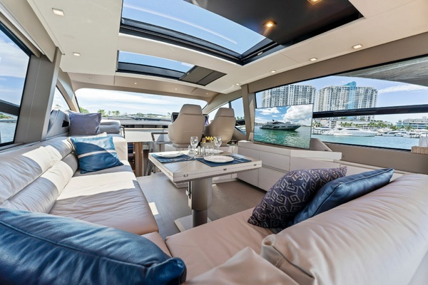 QUANTUM 70ft Pershing Yacht For Sale