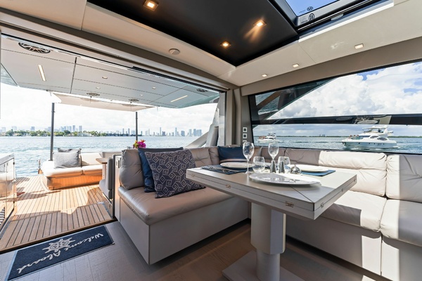 QUANTUM 70ft Pershing Yacht For Sale