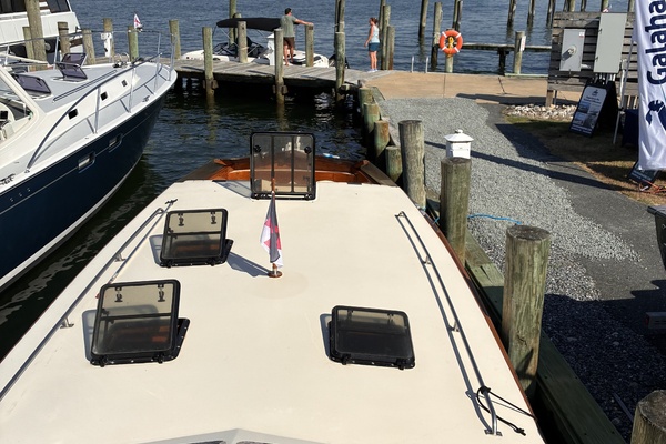 Far Niente 44ft Midnight Lace Yacht For Sale