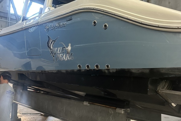 BLUE PEARL 37ft Edgewater Yacht For Sale