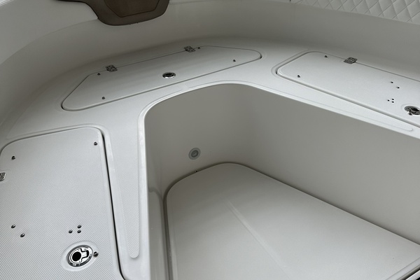 BLUE PEARL 37ft Edgewater Yacht For Sale