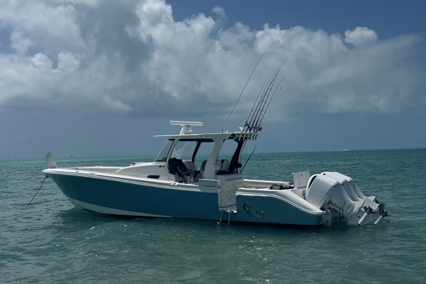 BLUE PEARL 37ft Edgewater Yacht For Sale