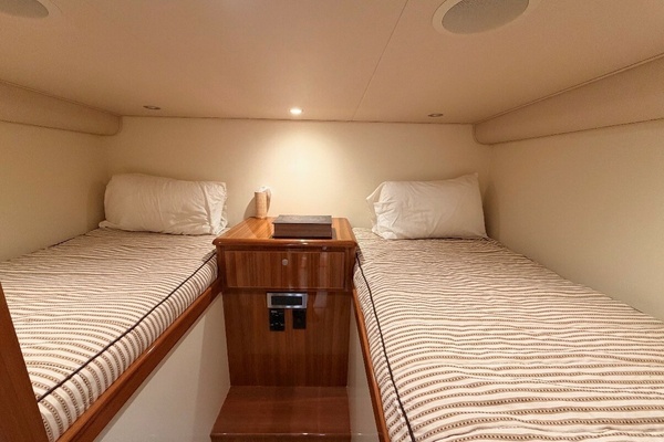 UNREEL 42ft Viking Yacht For Sale