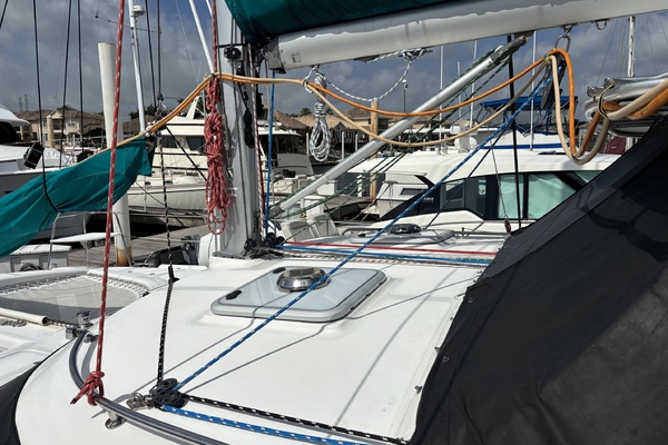 NAMID 42ft Manta Yacht For Sale
