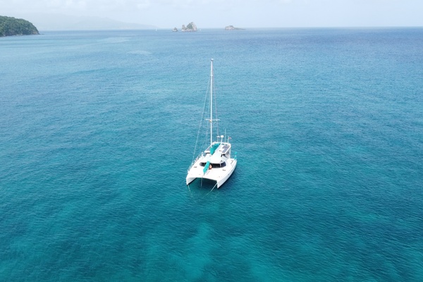 NAMID 42ft Manta Yacht For Sale