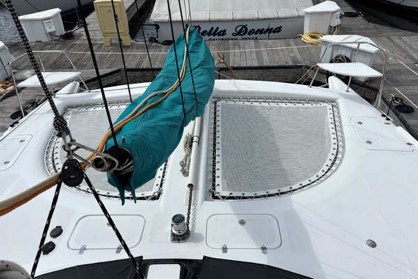 NAMID 42ft Manta Yacht For Sale