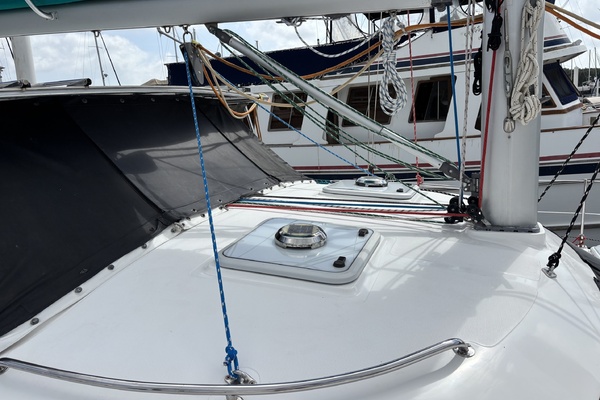 NAMID 42ft Manta Yacht For Sale