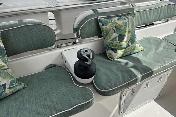NAMID 42ft Manta Yacht For Sale