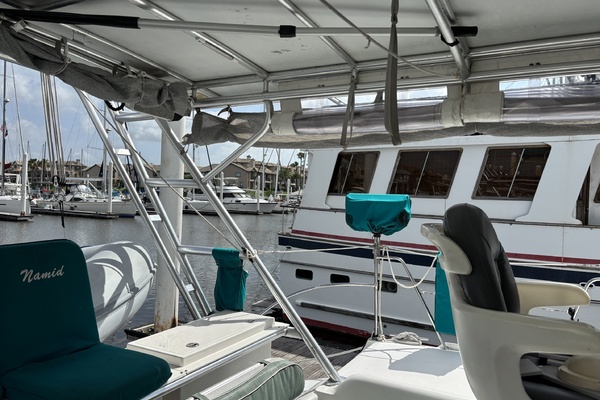 NAMID 42ft Manta Yacht For Sale