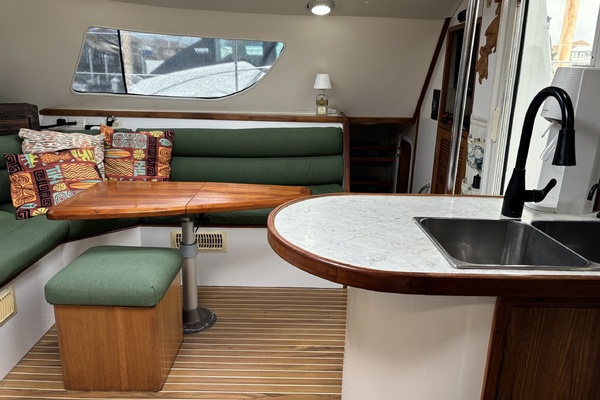 NAMID 42ft Manta Yacht For Sale