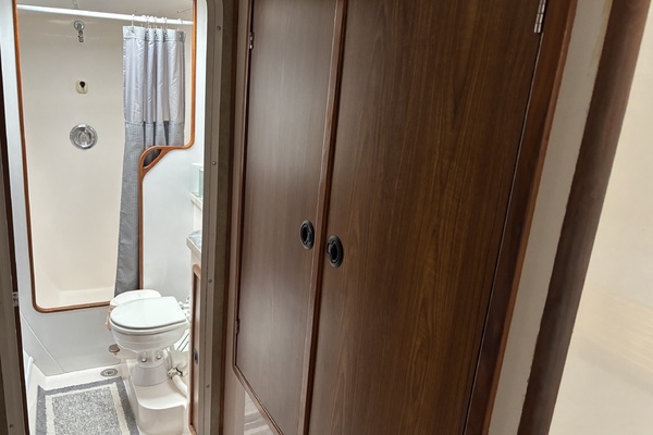 NAMID 42ft Manta Yacht For Sale