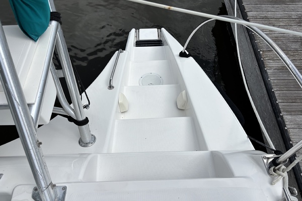 NAMID 42ft Manta Yacht For Sale