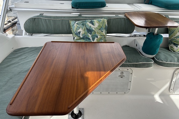 NAMID 42ft Manta Yacht For Sale